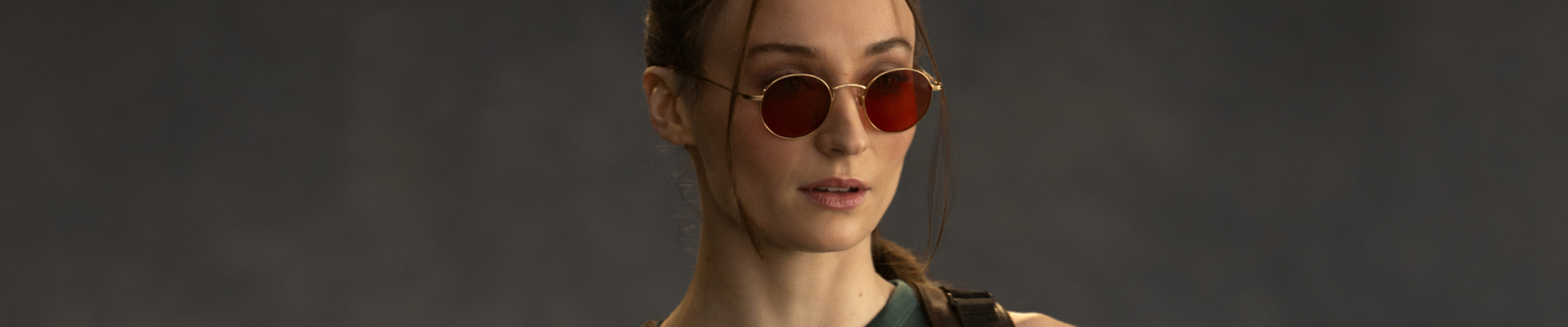 1ère image officielle de Sophie Turner en Lara Croft